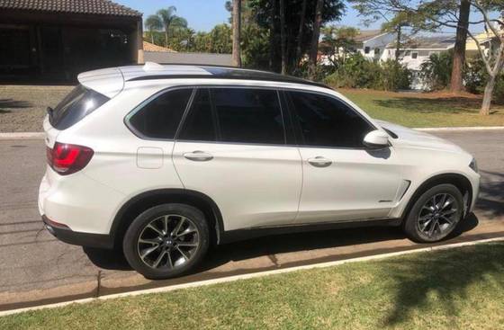 BMW X5 3.0 I6 TURBO GASOLINA XDRIVE35I AUTOMÁTICO BMW X5 3.0 I6 TURBO GASOLINA XDRIVE35I AUTOMÁTICO